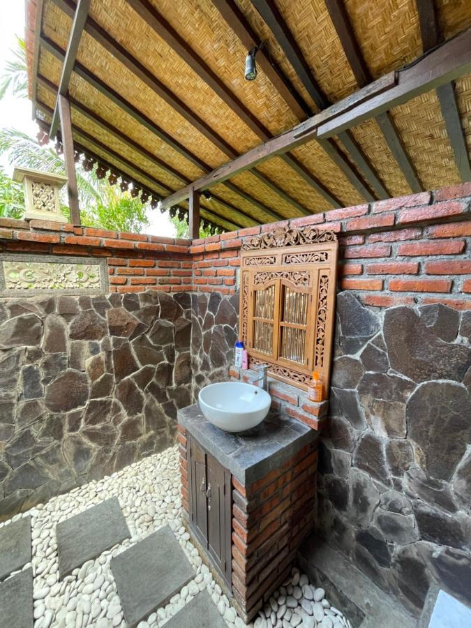 Villa Bantes Mps Kubutambahan  Eksteriør billede